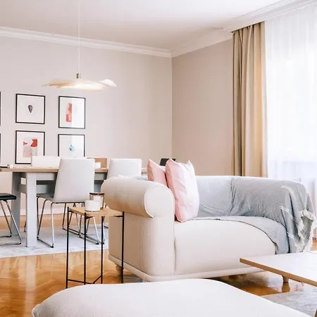 Apartament Chic Flat W Balcony 5 Min To Cevahir Mall In Sisli Stambuł