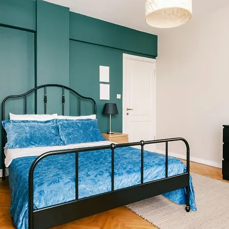 Chic Flat W Balcony 5 Min To Cevahir Mall In Sisli Apartament