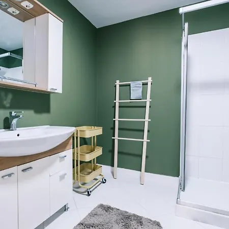 Apartament Chic Flat W Balcony 5 Min To Cevahir Mall In Sisli