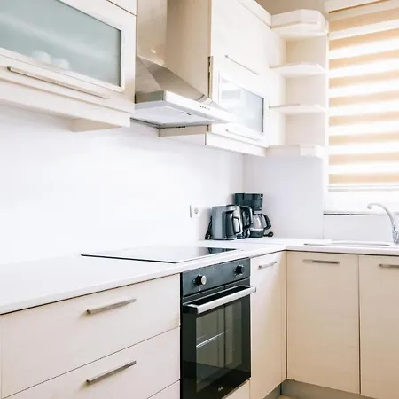 Apartment Chic Flat W Balcony 5 Min To Cevahir Mall In Sisli Istanbul