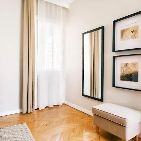 Lägenhet Chic Flat W Balcony 5 Min To Cevahir Mall In Sisli *